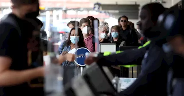 LAX food workers vote to authorize strike ahead of Labor Day weekend, pressuring tourism industry