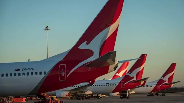 Live: Qantas board under pressure over Joyce bonus and ghost flights, tech stocks higher ahead of iPhone 15 release, ASX to edge up