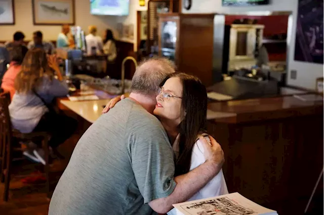 PHOTOS: Palo Alto’s Fish Market restaurant reels it in after 47 years