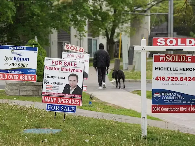 National home sales fall 4% between July and August as market slows: CREA