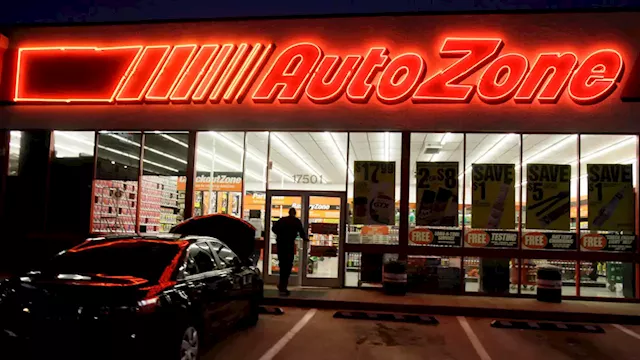 AutoZone beats Q4 earnings estimates, disappoints on U.S. growth