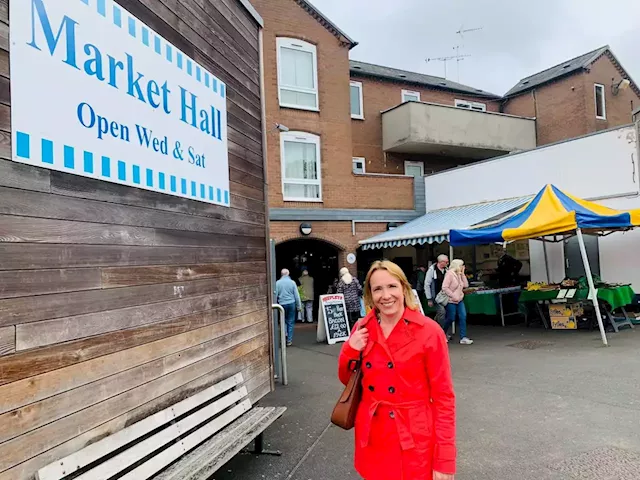 Council to bring in 'stepped increase' to Market Drayton market stallholder rent