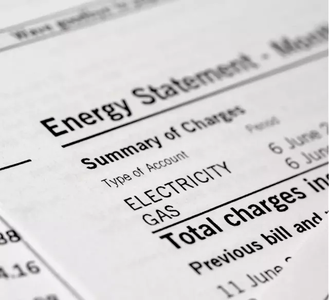 Wholesale electricity price fell by 70% for energy companies in 2023