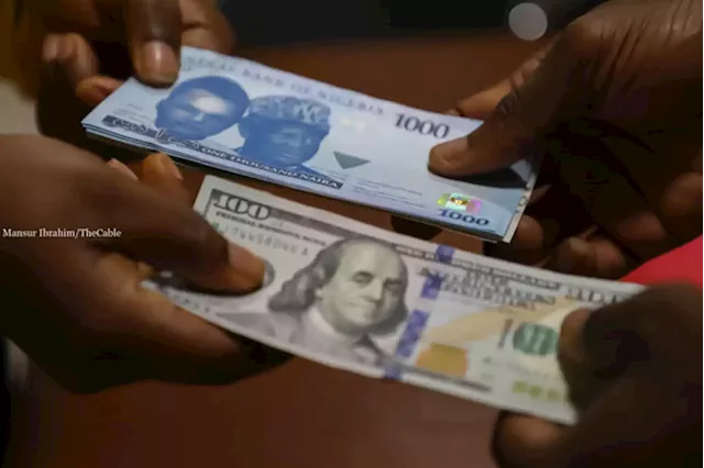 Naira continues free fall, hits N995/$ at parallel market