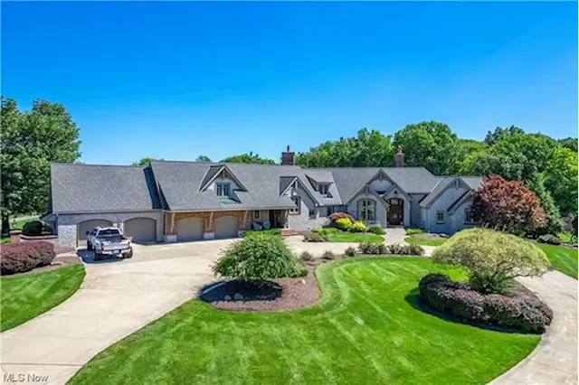 Bath Mansion on 27 Acres Hits Market for $4 Million