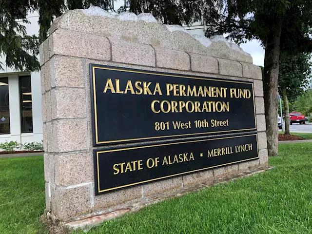 Alaska Permanent Fund improves after money-losing year but withdrawals still exceed earnings