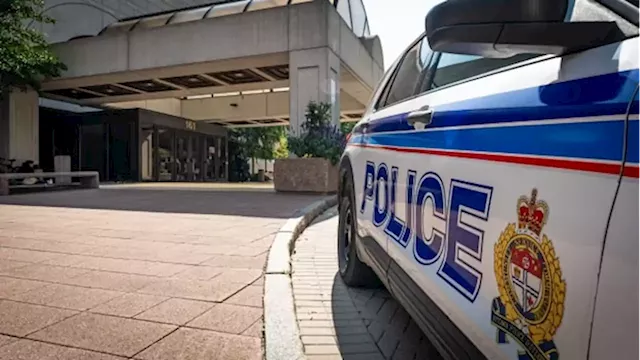 Halton police officers injured in ByWard Market attack