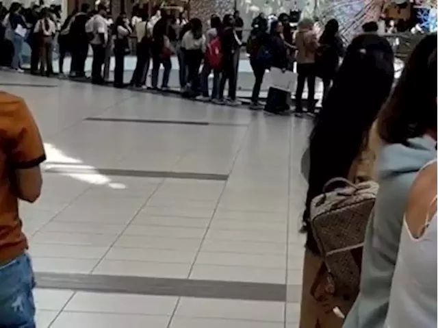 Long lineup for retail job offers proof of competitive GTA job market