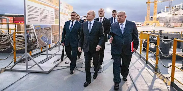 | The Kremlin’s Latest Battle Is With Russia’s Oil Companies