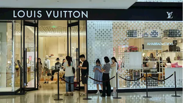 Luxury stocks take major tumble: LVMH, Kering, Richemont