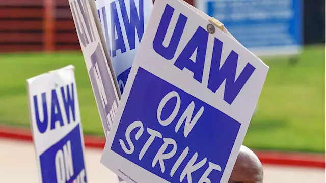 UAW to announce plans on Friday to expand strike in contract dispute with companies