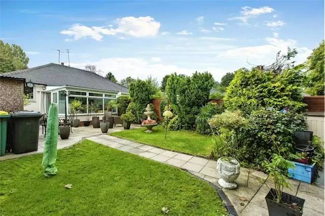 Charming 2 bed bungalow with magical garden on the market for attractive price