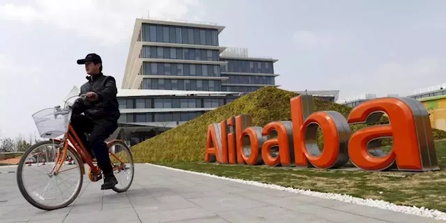 Alibaba, NIO, XPeng Stocks Climb. Chinese Businesses Get a Regulatory Boost.