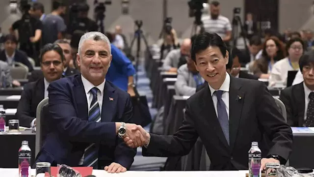 Türkiye and Japan sign deal to boost trade, investment