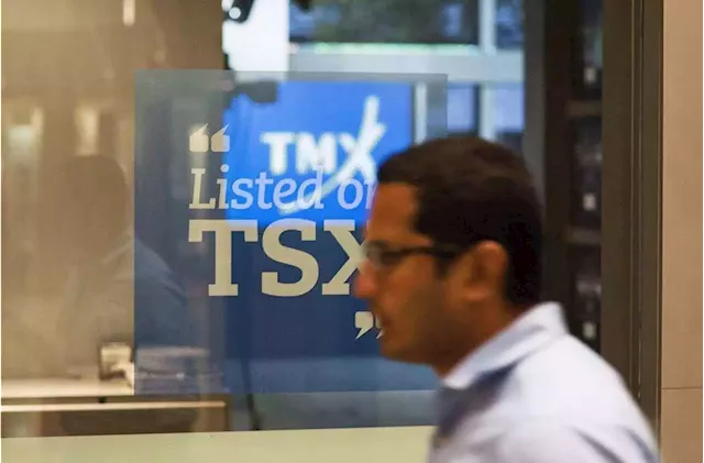 The tech sector is driving the TSX, too. Plus, three dividend stocks to buy on the dip