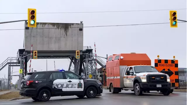 Charges laid against company, directors in St. Catharines waste plant fire