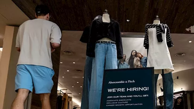 A sign of strength in the labor market: Job openings increased in August