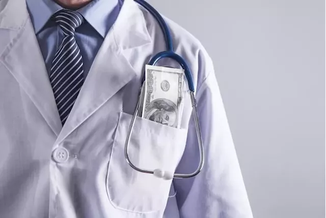 Industry payments common for physician peer reviewers of top journals