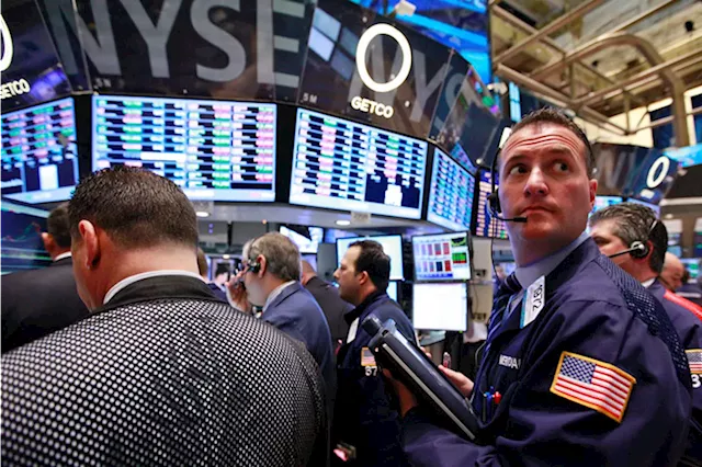 Stock Market Today: S&P 500 ends just lower as intraday climb cools