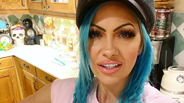 Jodie Marsh reveals her huge country home is on the market for £1.5m after war with neighbours over her...