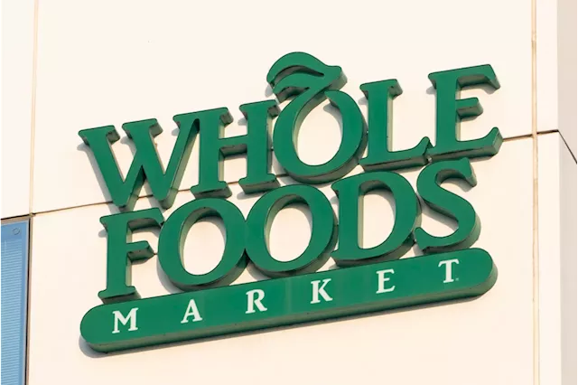 Amazon testing new grocery store format adjacent to Chicago Whole Foods Market