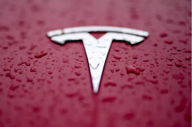 Tesla, Boeing, UPS highlight earnings rush: What to know this week