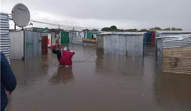 EC learners who missed exam due to floods will write next month - SABC News - Breaking news, special reports, world, business, sport coverage of all South African current events. Africa's news leader.