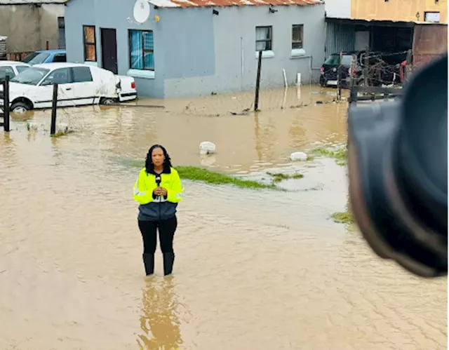 Over 200 people evacuated in Nelson Mandela Bay due to floods - SABC News - Breaking news, special reports, world, business, sport coverage of all South African current events. Africa's news leader.