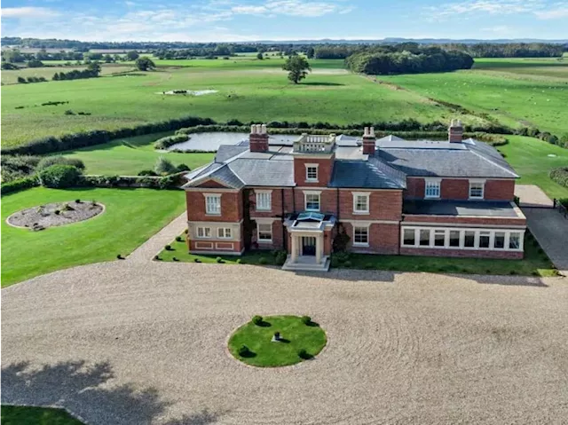 Former Wem hotel with lake and space for helicopter hits market - take a look inside the extraordinary renovated mansion