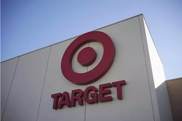 Target shares plunge on earnings miss, weak guidance