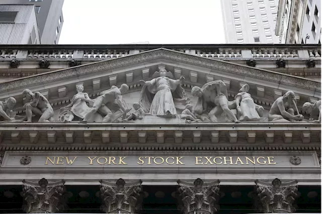 US Stocks Rise as Market Heads for Fifth Gain in a Row