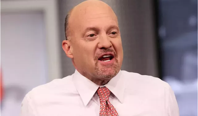 CNBC's Jim Cramer Tells Investors Not to Write Off Big Tech Megacap Stocks