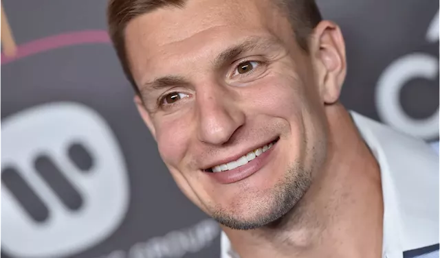 NFL Star Rob Gronkowski's Apple Investment Soars to Over $600,000