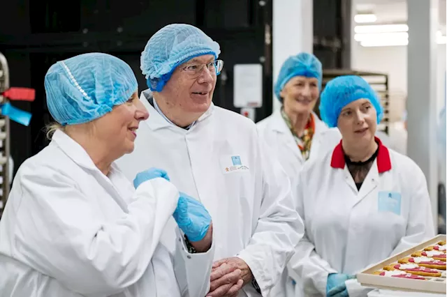  The Duke of Gloucester tours Market Drayton’s gingerbread factory, Festival Drayton Centre and learns how to pour the perfect pint