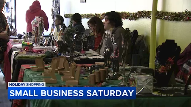 Small Business Saturday brings holiday discounts, promotions across Chicago