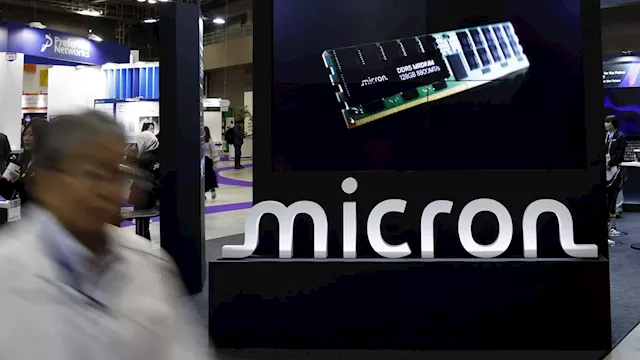 Micron Stock Plummets on Weak Earnings Outlook