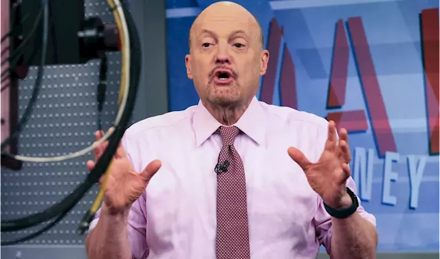 Flawed predictions shaped recent market losses, Jim Cramer says