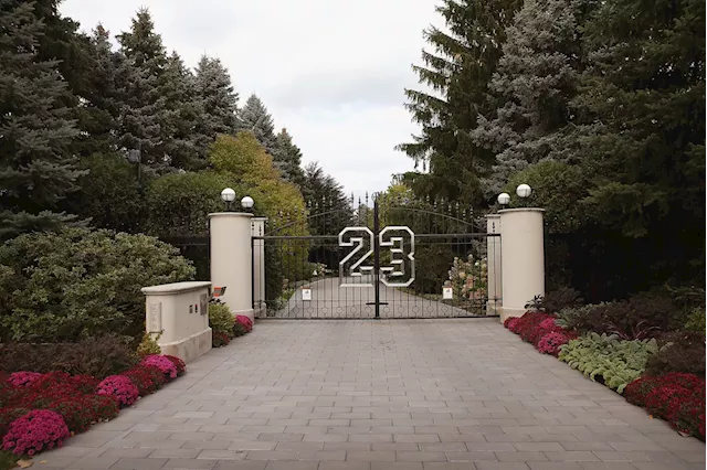 Michael Jordan's Chicago Suburb Home Sold After Decade on Market