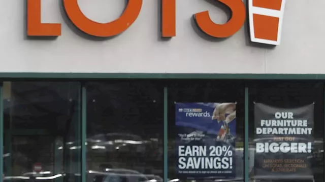 Big Lots conducts going-out-of-business sales after sale of company falls through