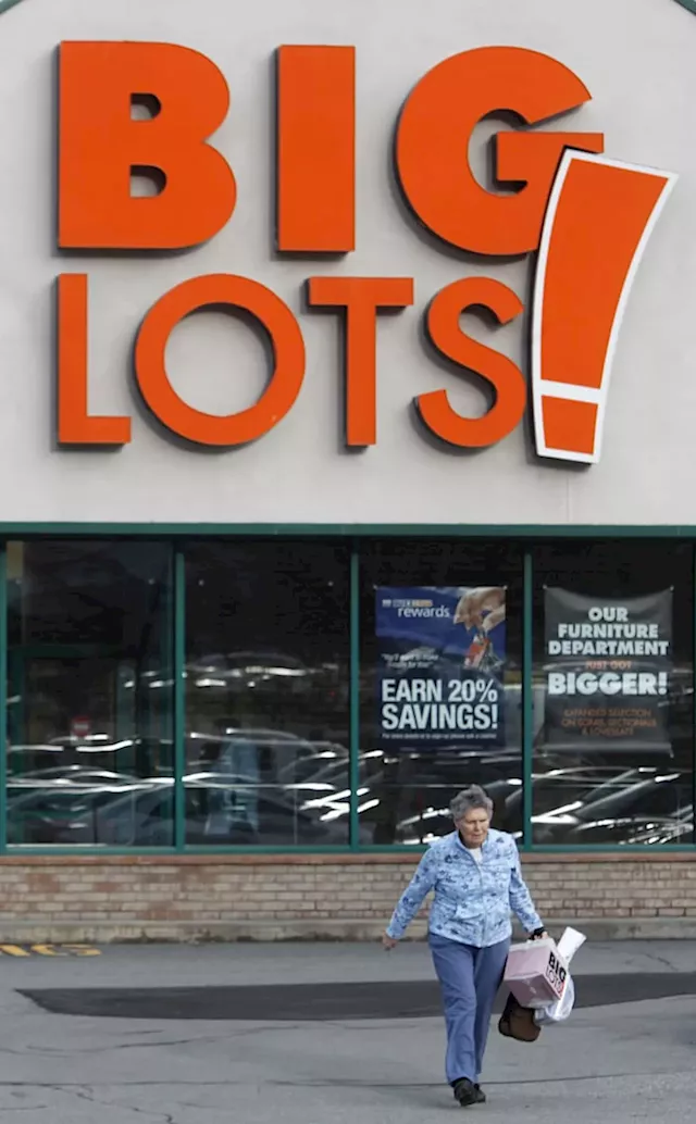 Big Lots conducts going-out-of-business sales after sale of company falls through