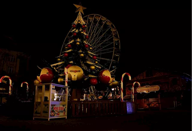 Driver kills at least two after ramming into crowd at German Christmas market