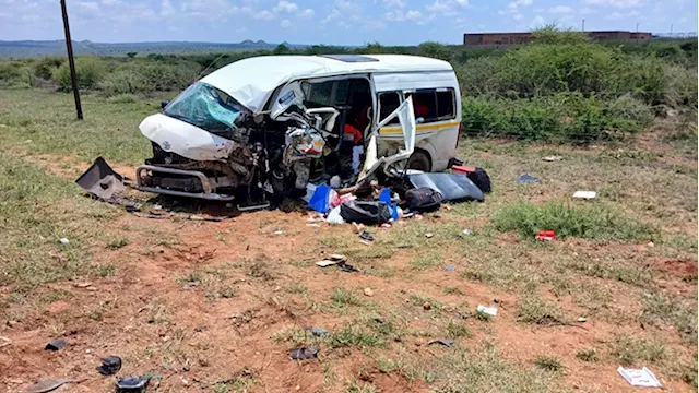 Deadly weekend before Christmas as road crashes claim 19 lives - SABC News - Breaking news, special reports, world, business, sport coverage of all South African current events. Africa's news leader.