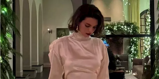 Kendall Jenner’s Christmas Look Is All Business in the Front, Party in the Back