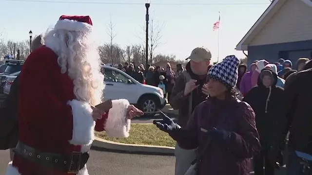 Farmers market delivers holiday surprise for those facing food insecurity in Bucks County