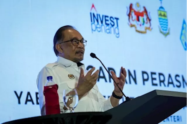 PM Anwar urges northern universities to boost ties with industry for semiconductor growth