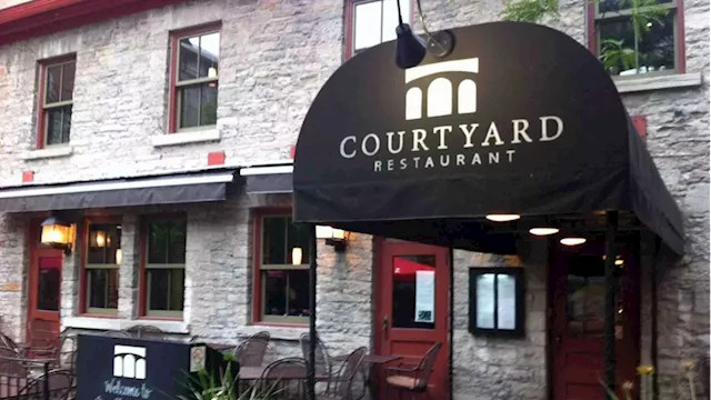 Ottawa's Courtyard Restaurant closing its doors after 40 years of business