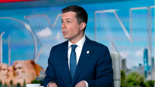 Pressure on Boeing grows as Buttigieg says the company needs to cooperate with investigations