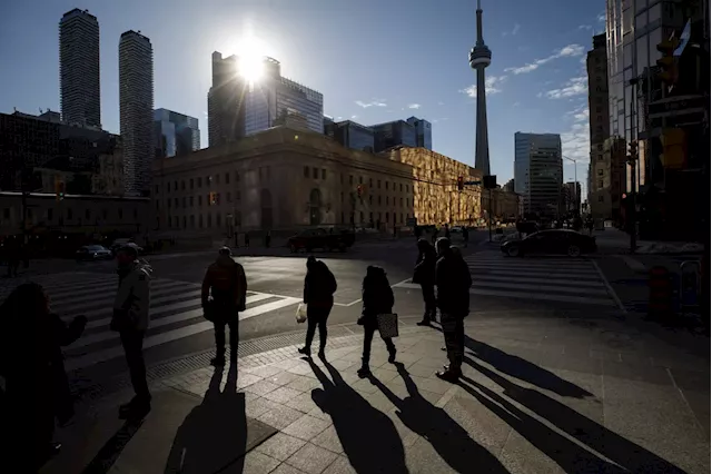 Canadians Ride Stock Market Rally to Offset Real Estate Slump