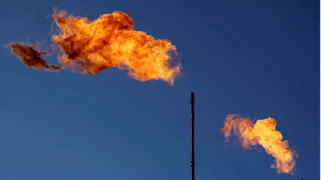 Oil and gas companies emit more climate-warming methane than EPA reports