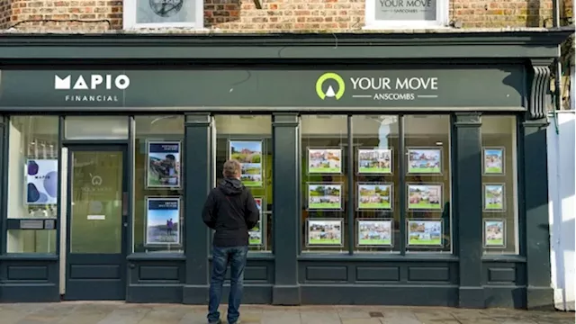 UK Housing Market Sees More Buyers and Sellers as Prices Steady